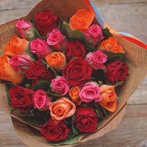 10 roses mélanges