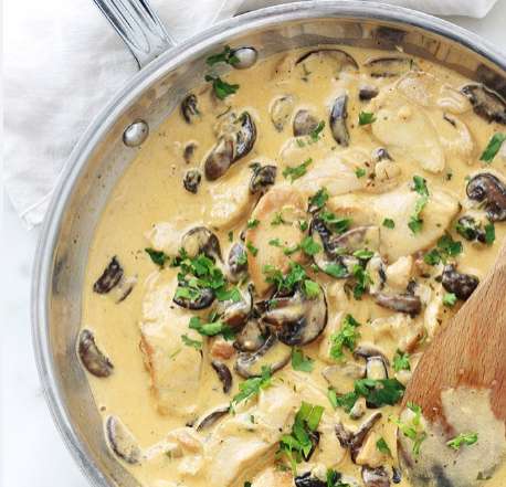 Emincé de Poulet à la Crème Champignons