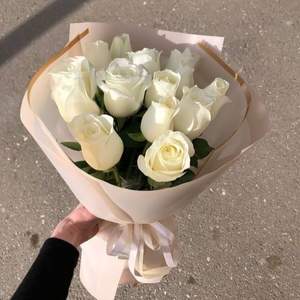 Bouquet de roses blanches (20 roses )